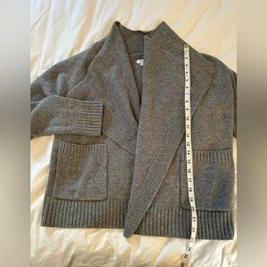 Grey Vince wool and cashmere cardigan